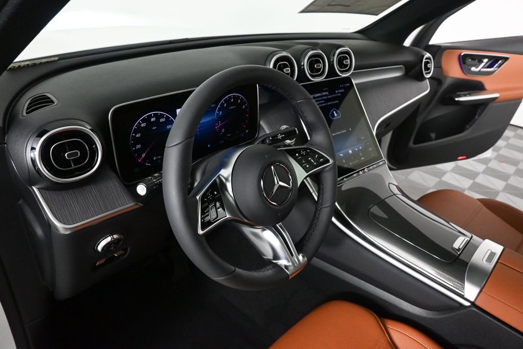 New 2026 Polar White Mercedes-Benz GLC 300 image 6