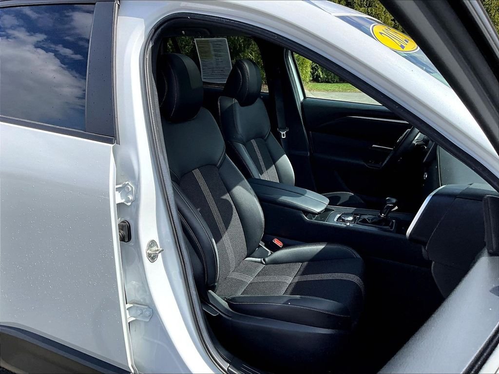 Used 2025 Wind Chill Pearl Mazda 2.5 S Premium Package image 11