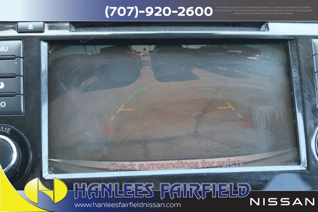 Used 2020 Silver Nissan S image 22