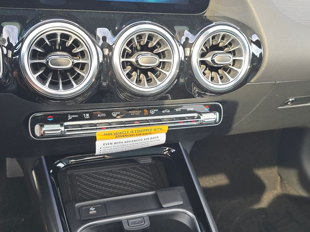 New 2026 Mountain Grey Metallic Mercedes-Benz GLA 250 image 30