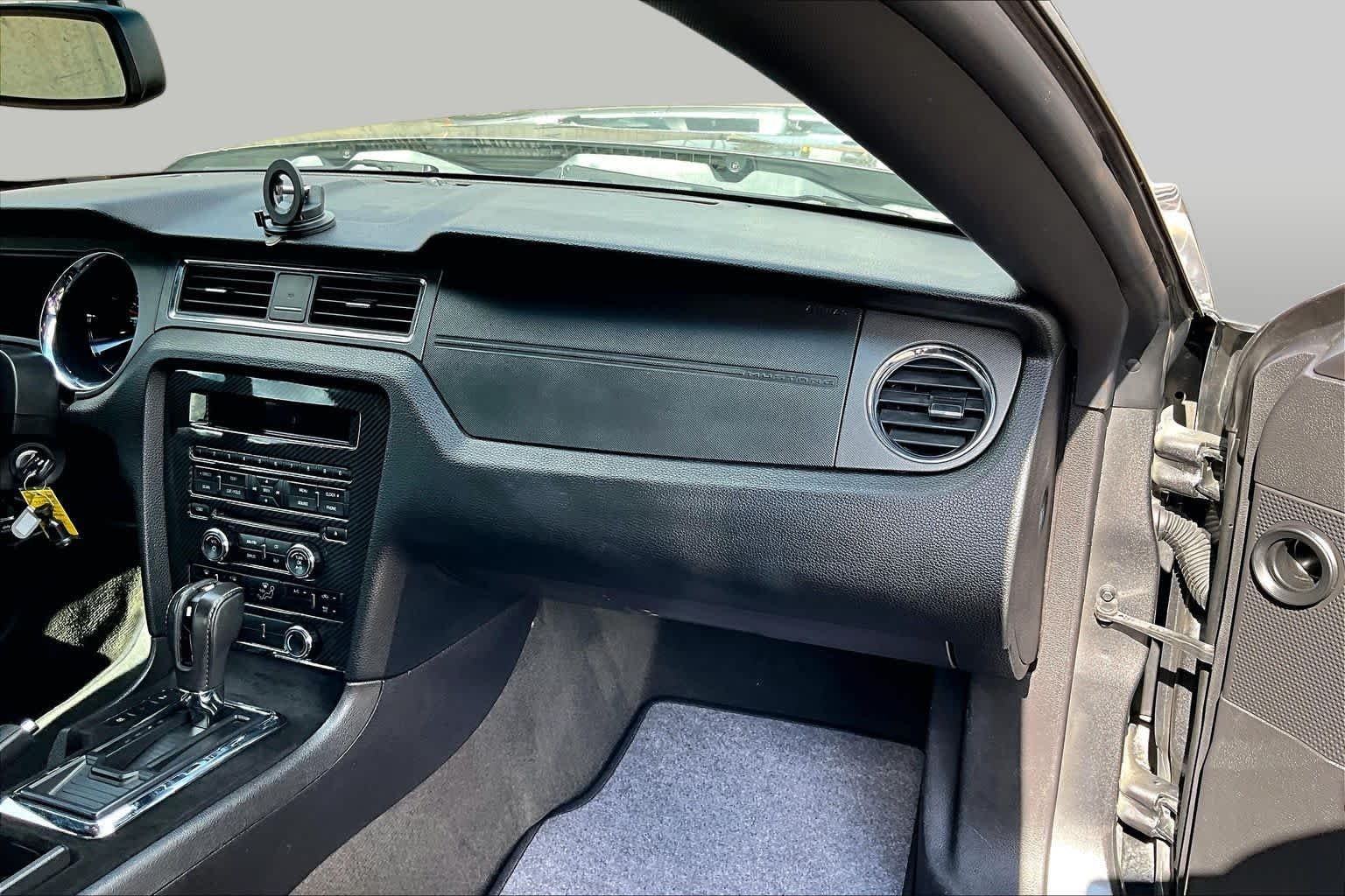 Used 2014 Sterling Gray Metallic Ford V6 image 19