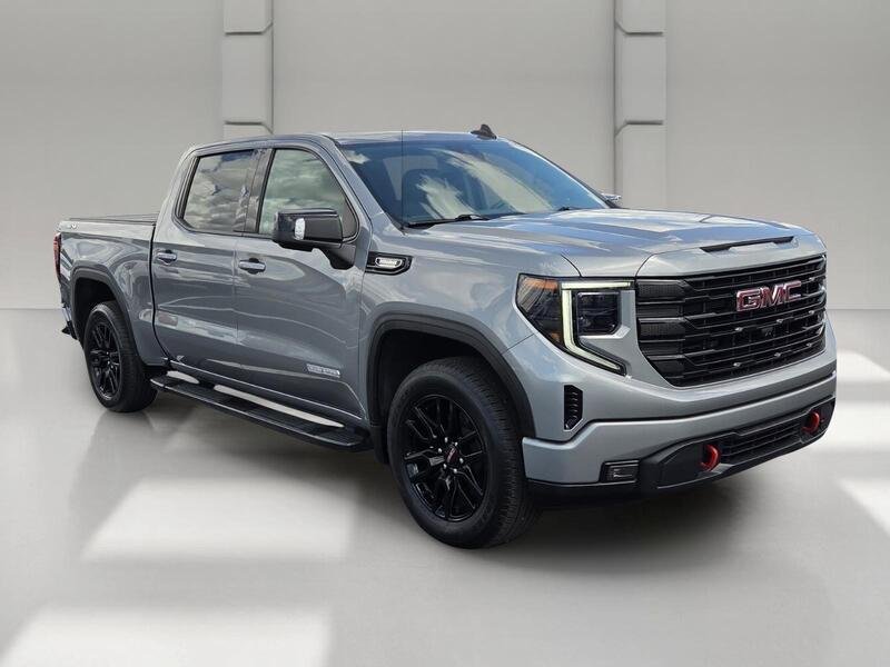 Used 2023 Sterling Metallic GMC 4WD CREW CAB 147" ELEVATION W/3SB image 7
