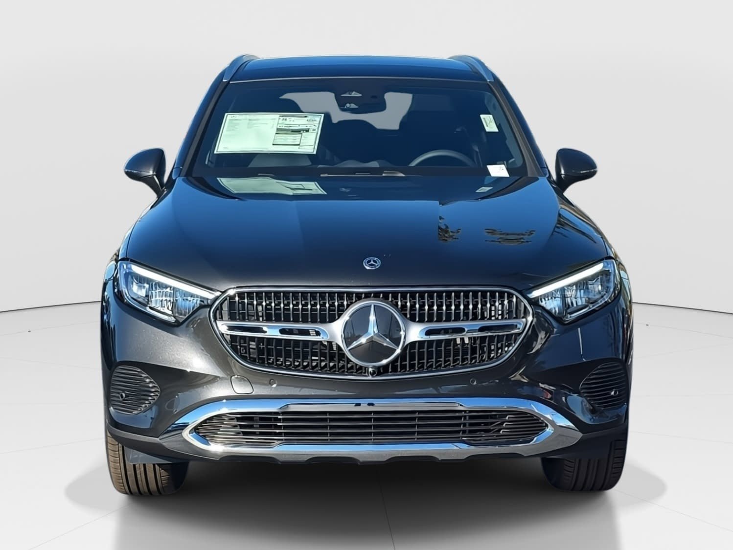 New 2026 Graphite Grey Metallic Mercedes-Benz GLC300 image 2