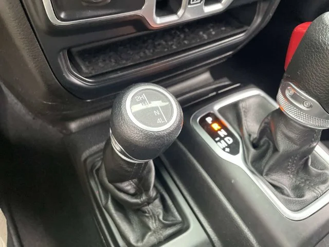 Used 2019 Gray Jeep Unlimited Sport S image 38