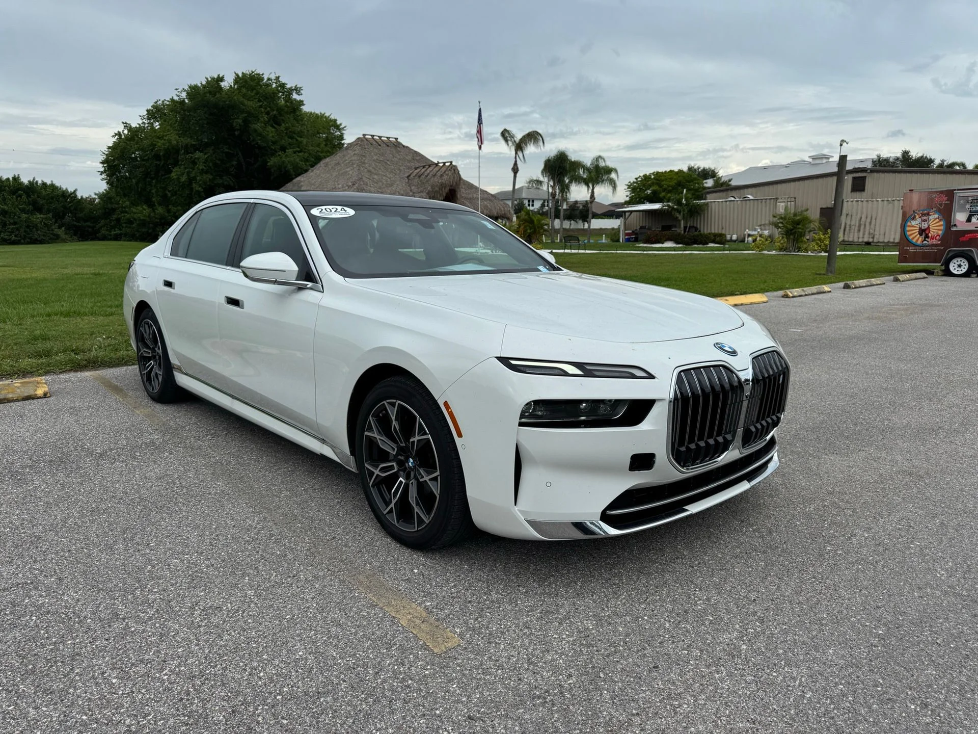 2024 BMW i7 eDrive50's photo