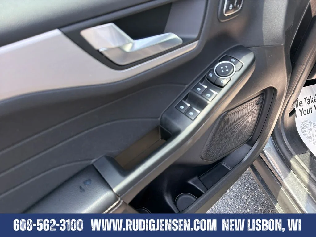 Used 2023 Gray Ford Platinum image 11