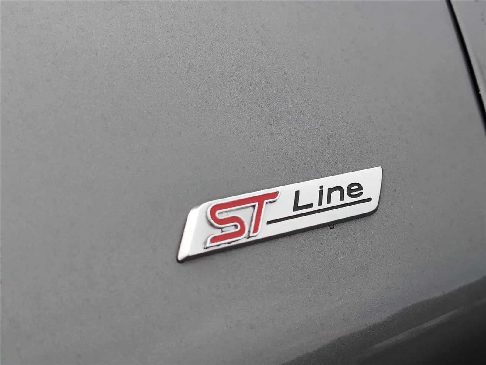 Used 2025 Carbonized Gray Ford ST-Line image 37