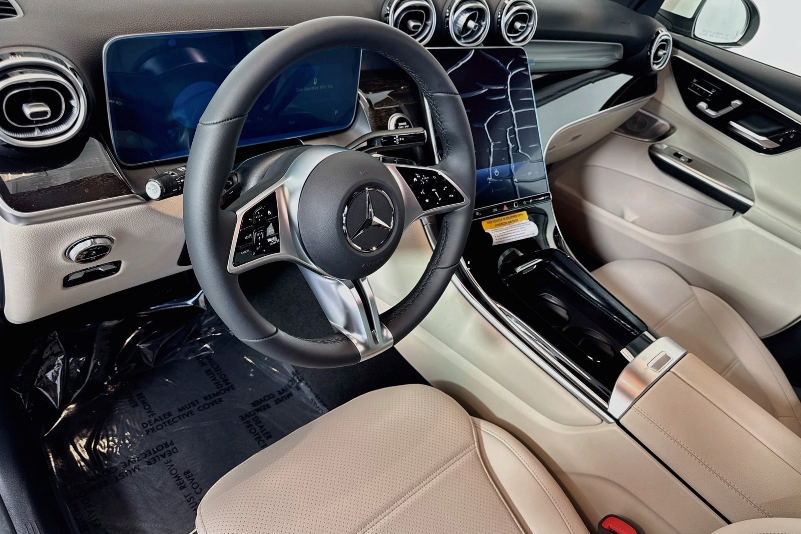 New 2026 Polar White Mercedes-Benz GLC 300 image 9