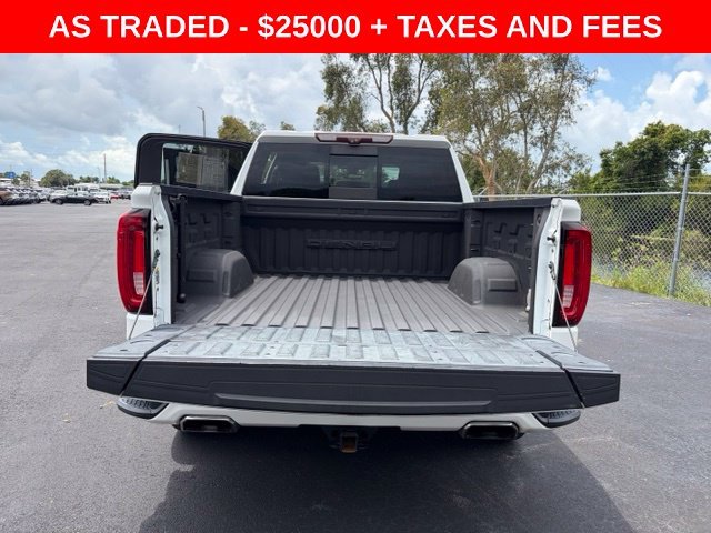 Used 2020 White GMC Denali image 16