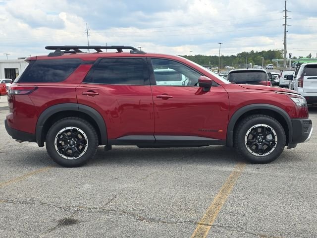 2025 Nissan Pathfinder Rock Creek photo 4