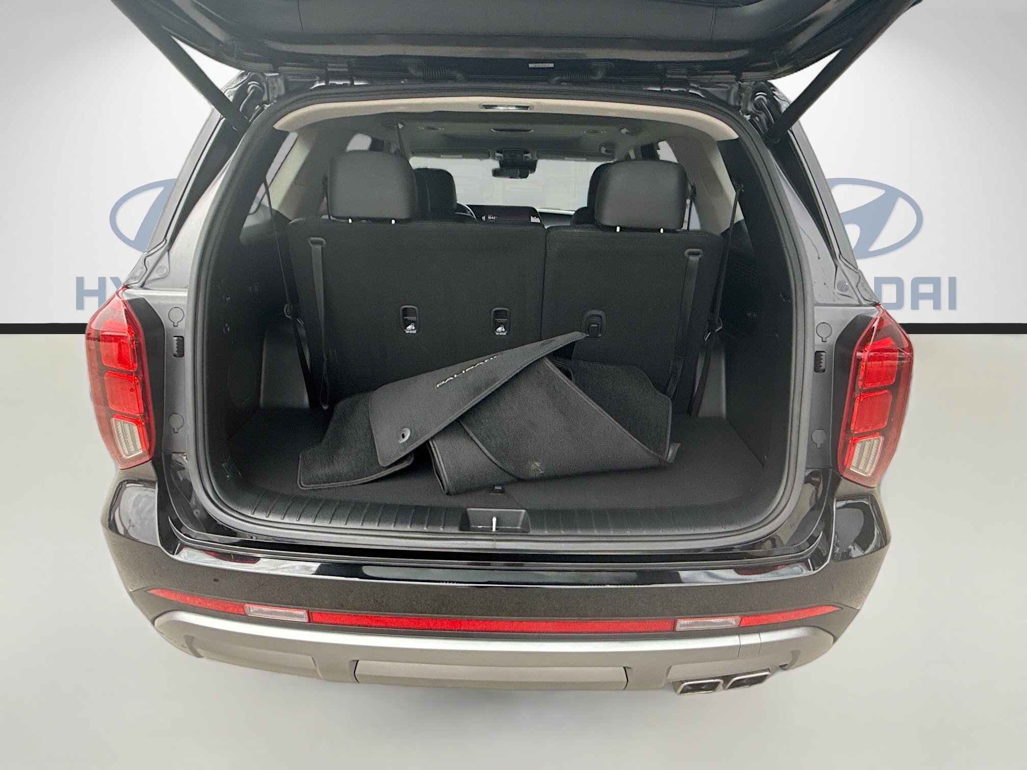 Used 2023 Abyss Black Pearl Hyundai SEL image 24