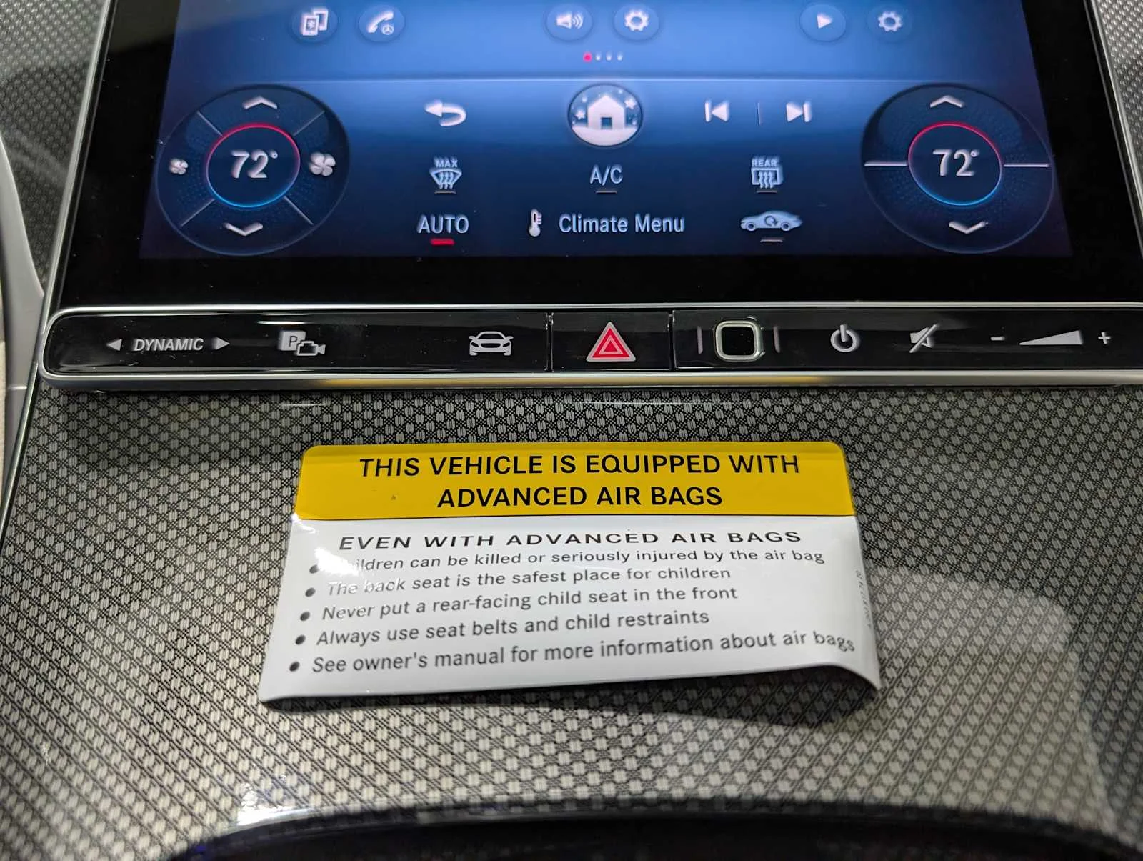 Certified Used 2026 Obsidian Black Metallic Mercedes-Benz GLC 300 image 29