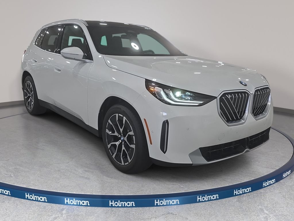 Used 2026 Mineral White Metallic BMW 30 xDrive image 3