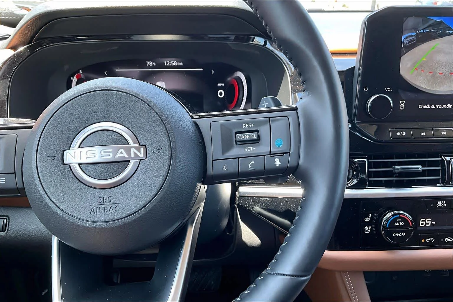 Used 2025 Boulder Gray Pearl Nissan Platinum image 23