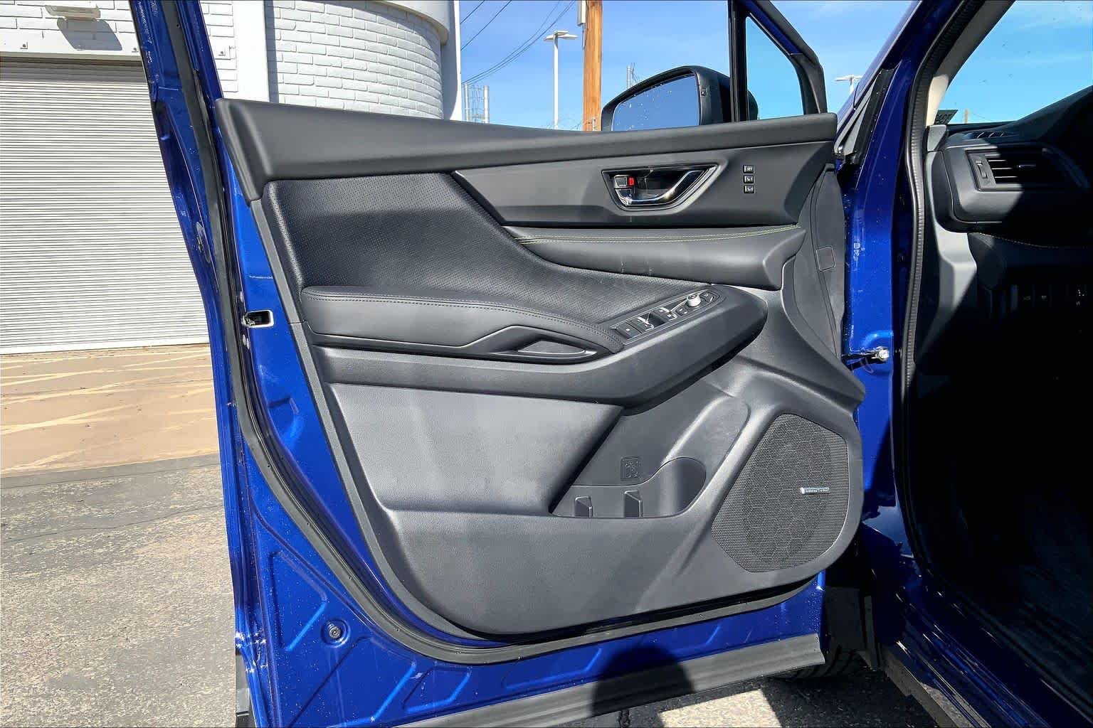 New 2026 SAPPHIRE BLUE PEARL Subaru Onyx Edition Touring 7-Passenger image 10