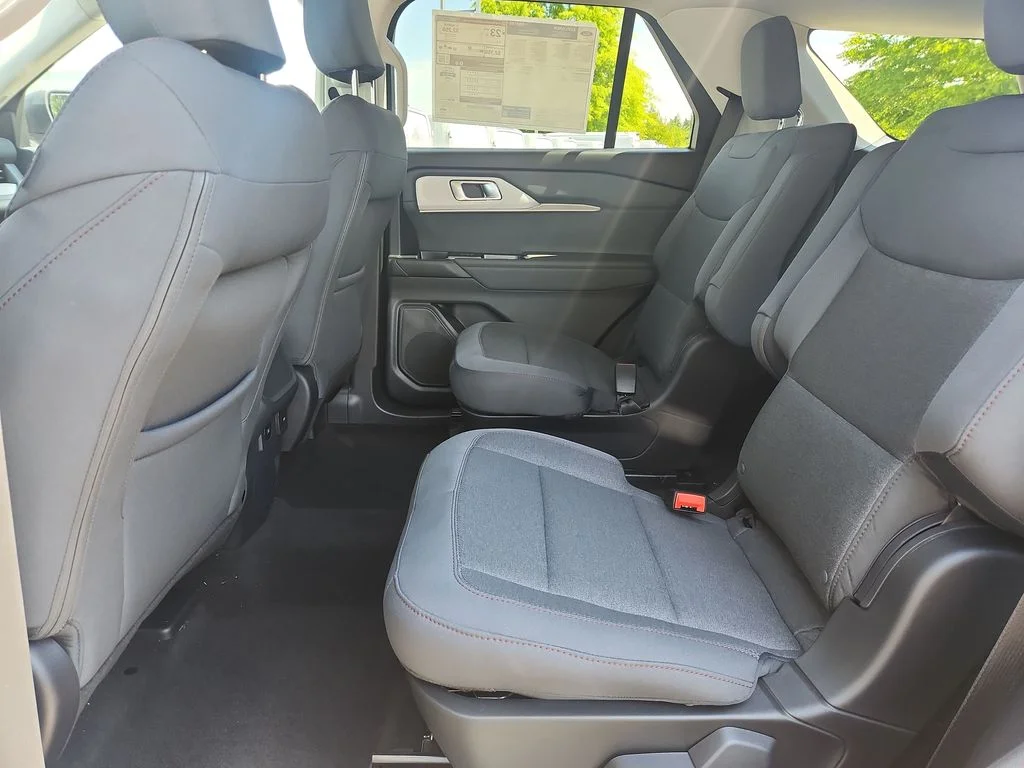 New 2026 Gray Ford Active image 31
