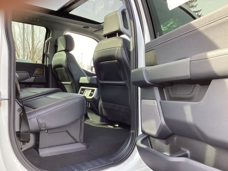 New 2026 Star White Metallic Tri-Coat Ford F-350® Lariat® image 22