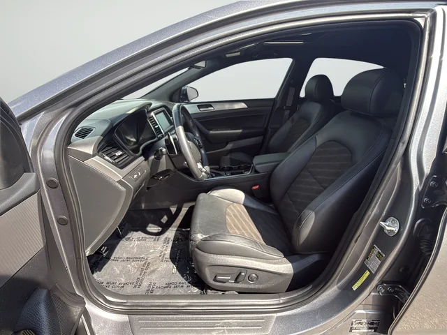 Used 2018 Gray Hyundai Sport image 10