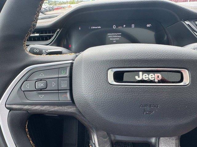New 2026 Bright White Clear-Coat Exterior Paint Jeep 85th Anniversary Edition image 58