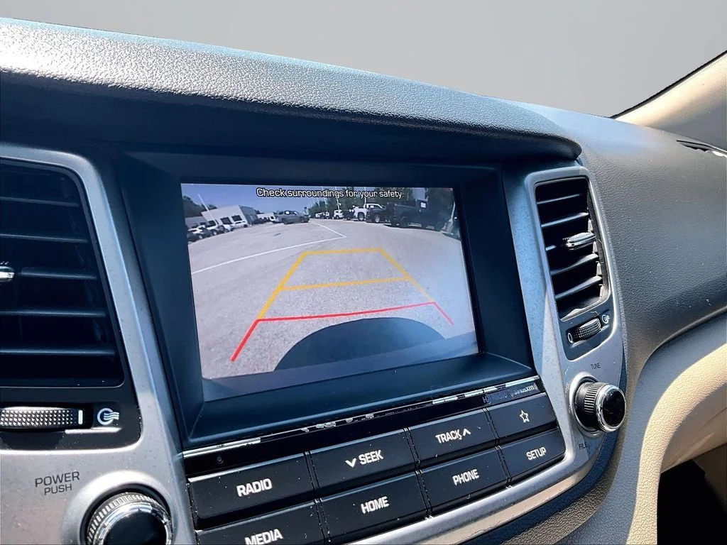 Used 2018 Blue Hyundai Value image 22