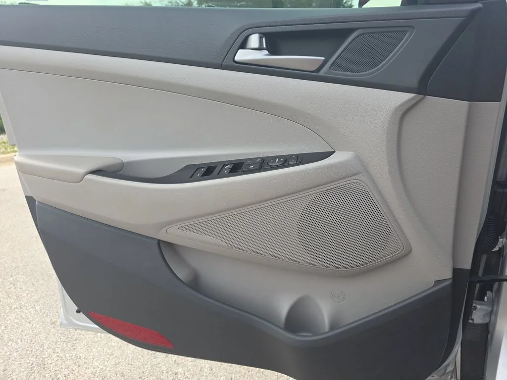 2017 Hyundai Tucson SE - Photo 23