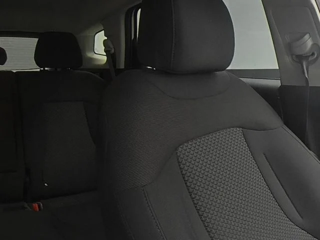 Used 2023 White Kia LX image 33