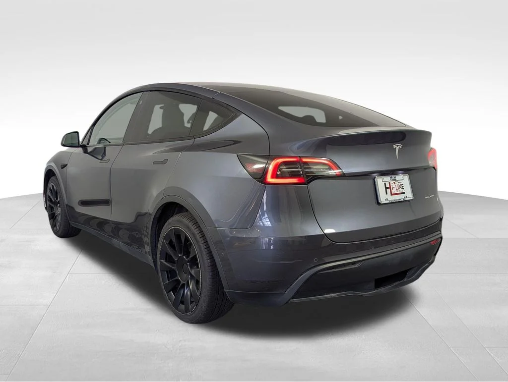 Used 2022 Black Tesla Long Range image 23