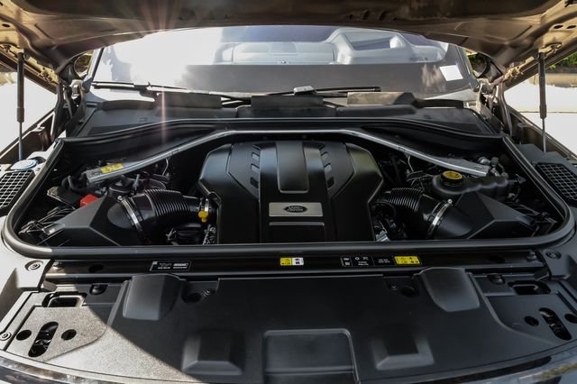 Used 2022 Gray Land Rover First Edition image 63