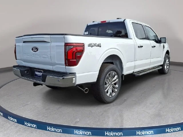 Used 2026 Oxford White Ford Lariat image 4