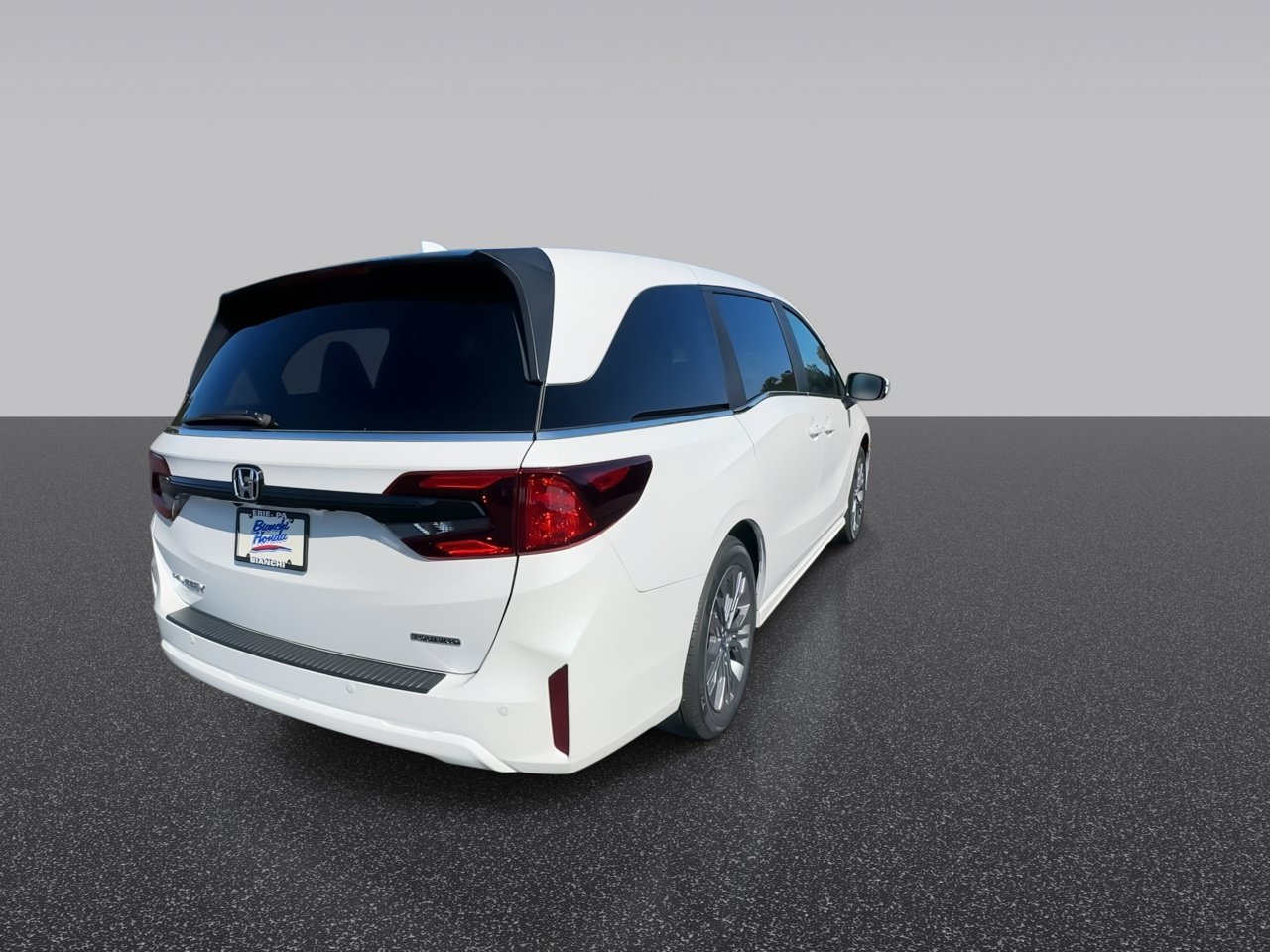 2026 Honda Odyssey Touring - Photo 8