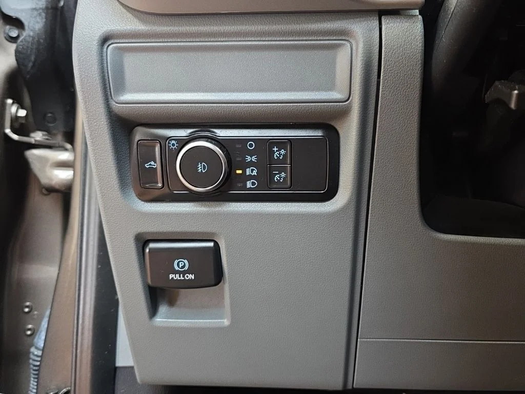 Used 2021 Stone Gray Metallic Ford XLT image 24