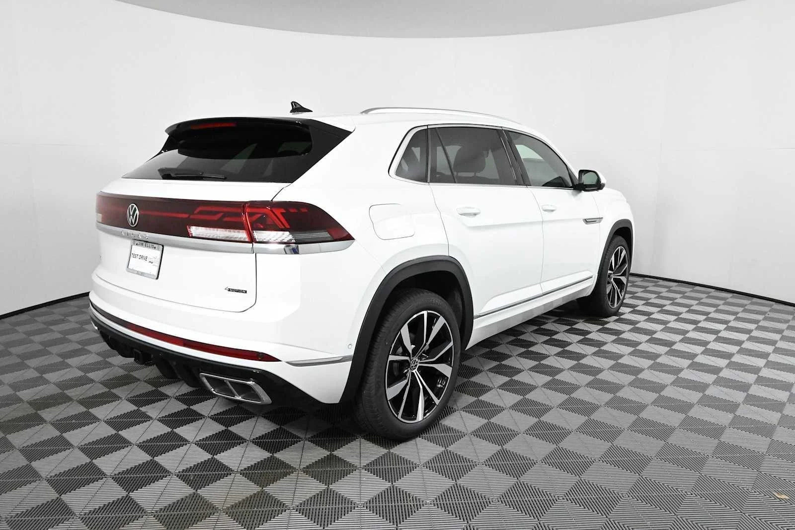 New 2026 opal white pearl Volkswagen 2.0T SEL Premium R-Line image 8