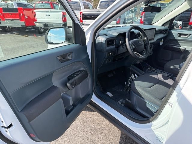 New 2026 Oxford White Ford XL image 13