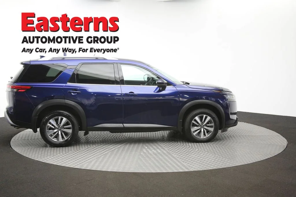Used 2023 Blue Nissan SL image 45