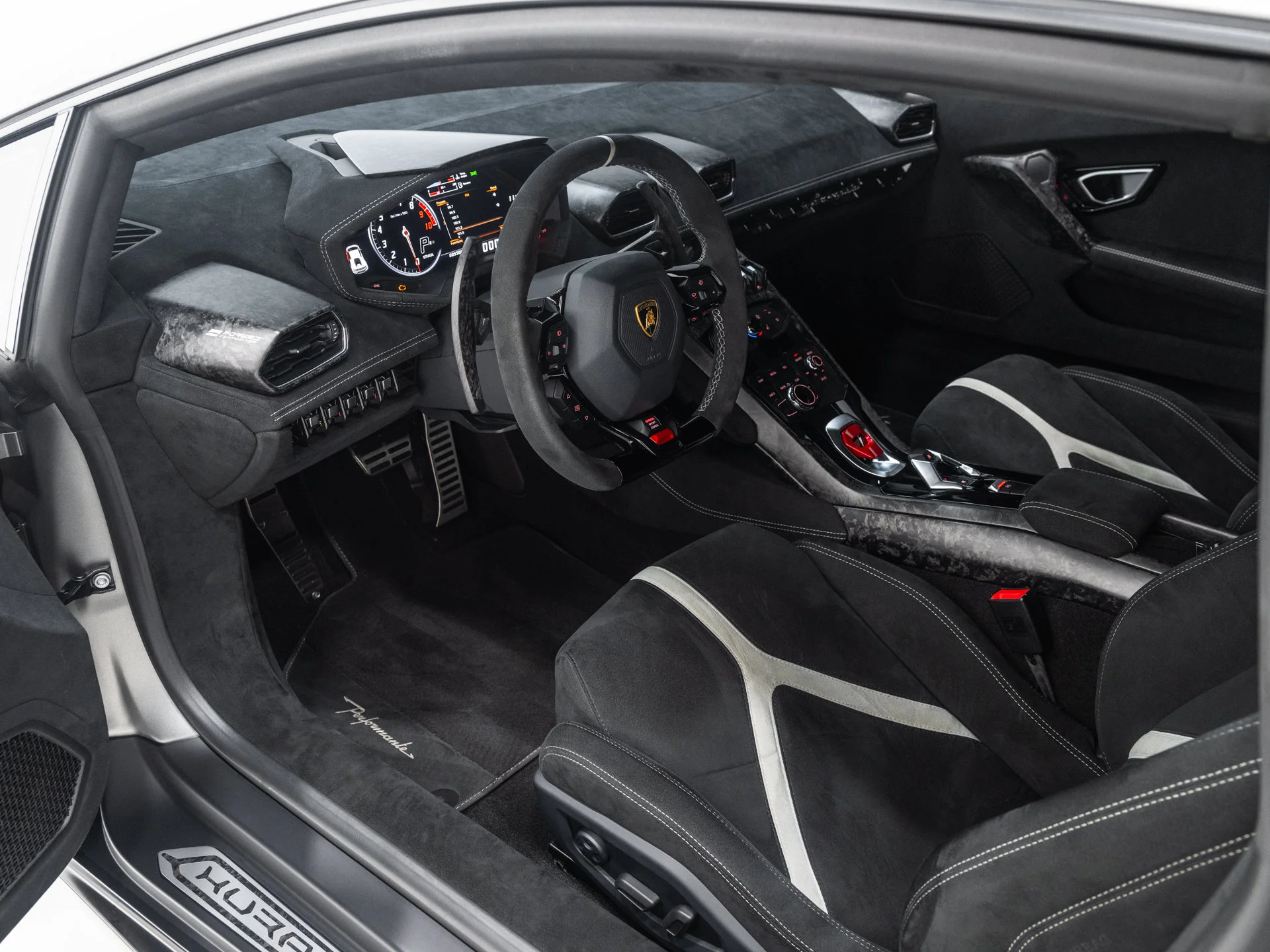 Used 2018 Grigio Titans Matt - AD PERSONAM Lamborghini Performante image 27
