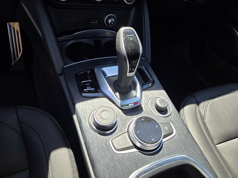 Used 2023 Black Metallic Alfa Romeo SPRINT AWD image 22