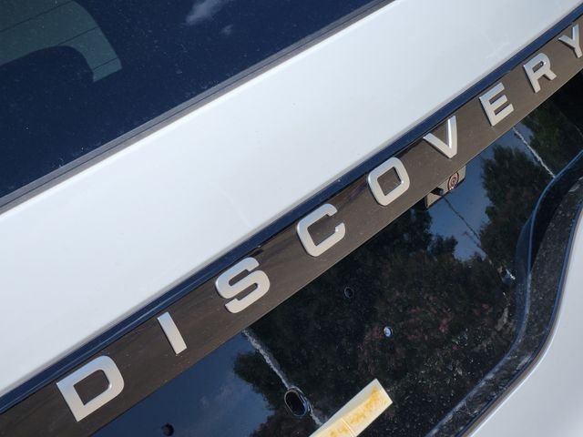 Used 2025 White Land Rover S image 8