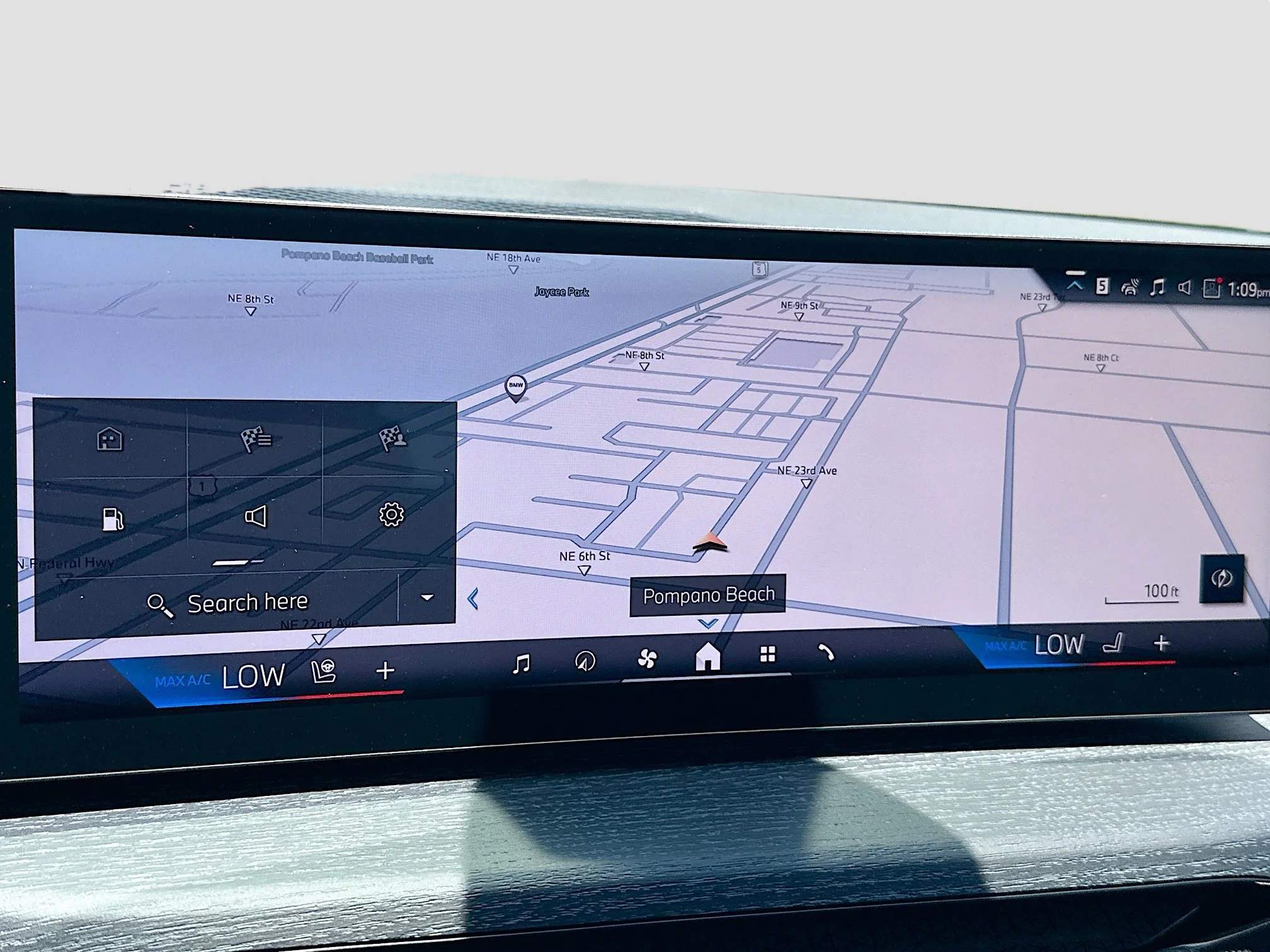 2025 BMW 3 Series 330i - Photo 13