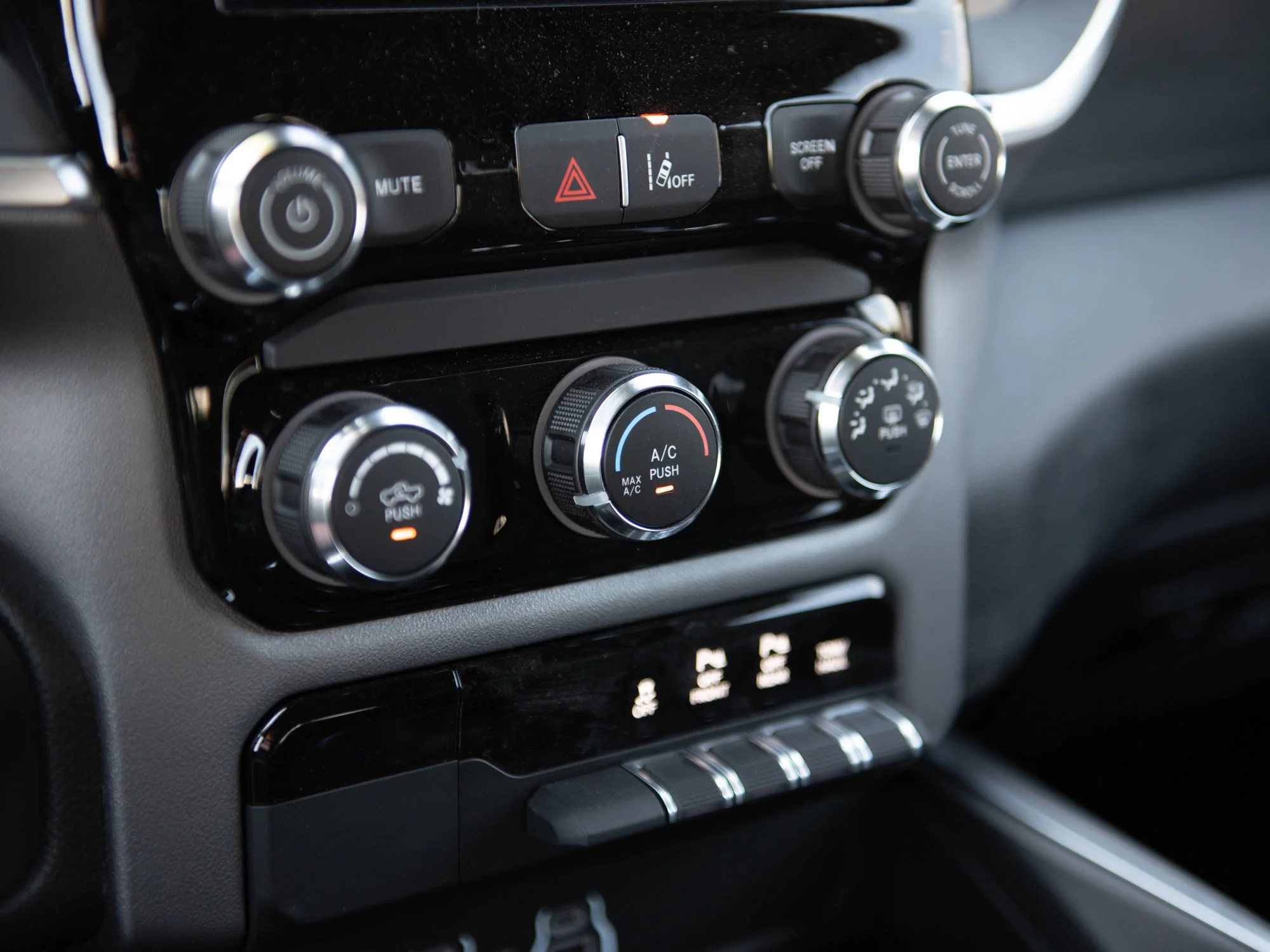 New 2026 Grey RAM Express* image 19