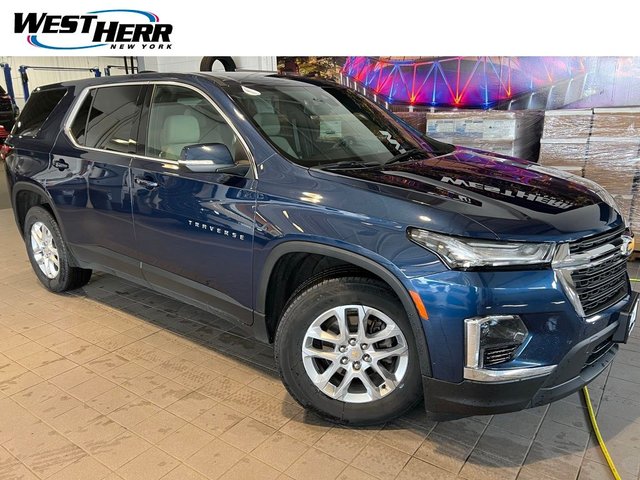 2023 Chevrolet Traverse LS