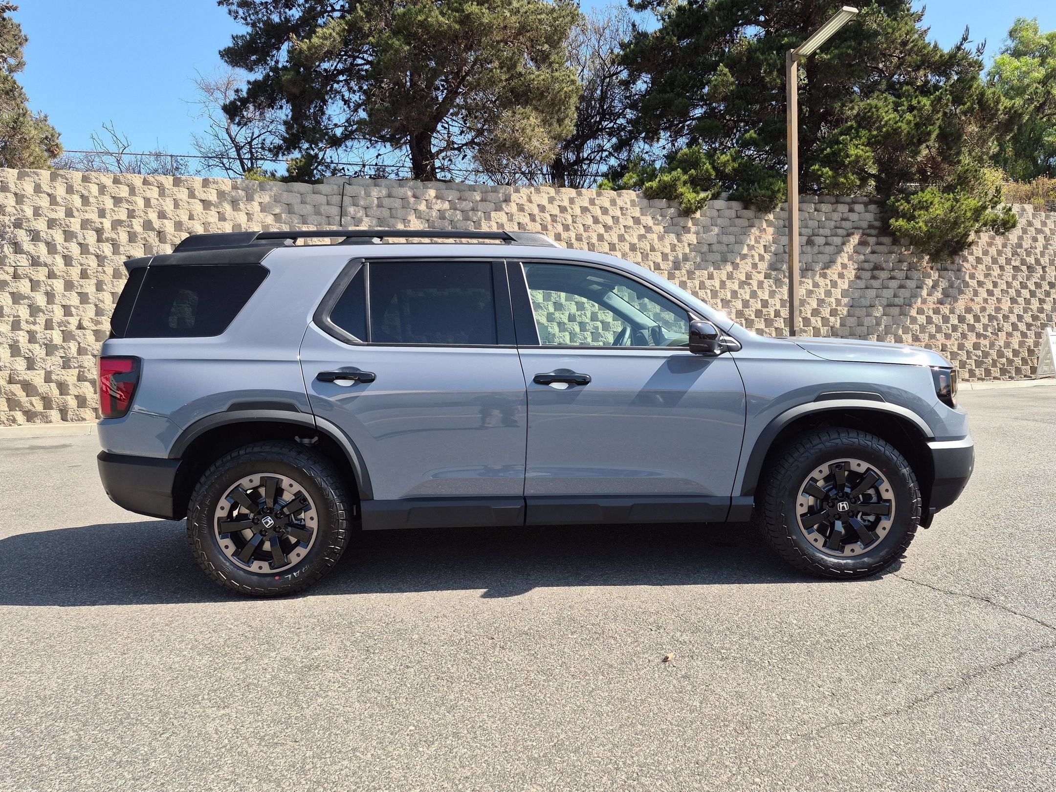 New 2026 Sonic Gray Pearl Honda TrailSport Elite image 12