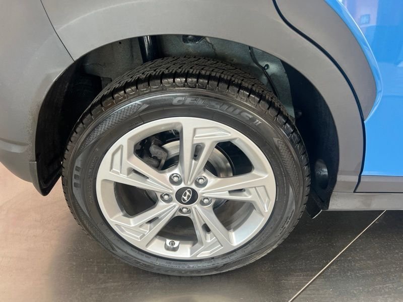 Certified Used 2022 Blue Hyundai SEL image 9