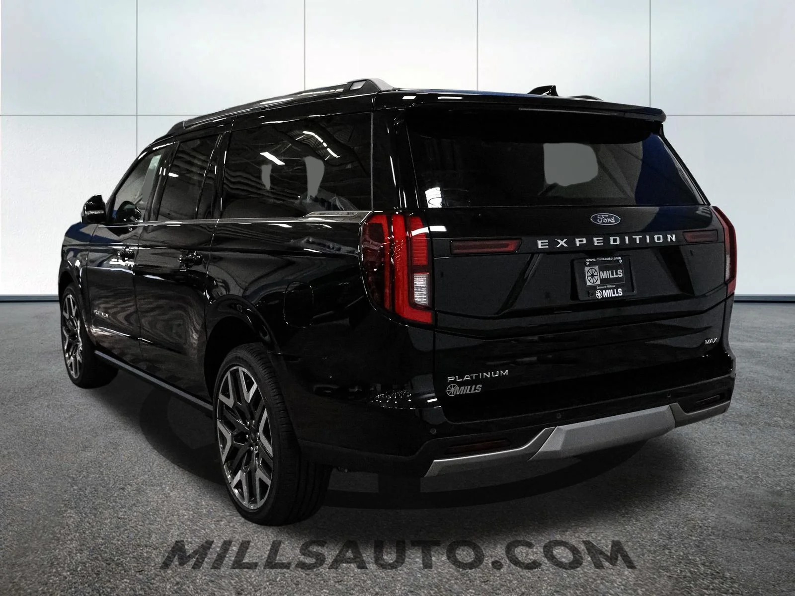 New 2026 Agate Black Metallic Ford MAX Platinum® image 5