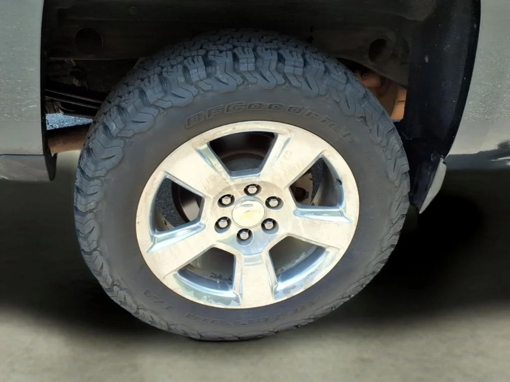 Used 2017 Gray Chevrolet LTZ image 33
