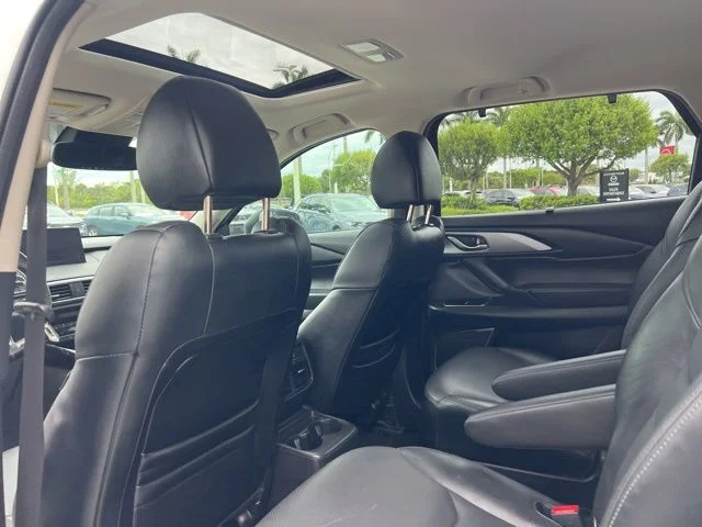 Used 2020 White Mazda Touring image 32