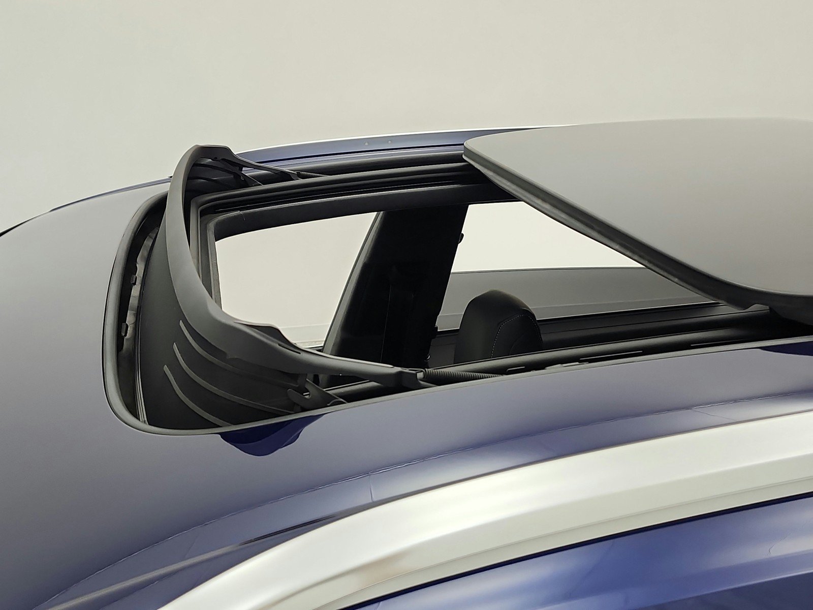 Used 2024 Navarra Blue Metallic Audi  image 14