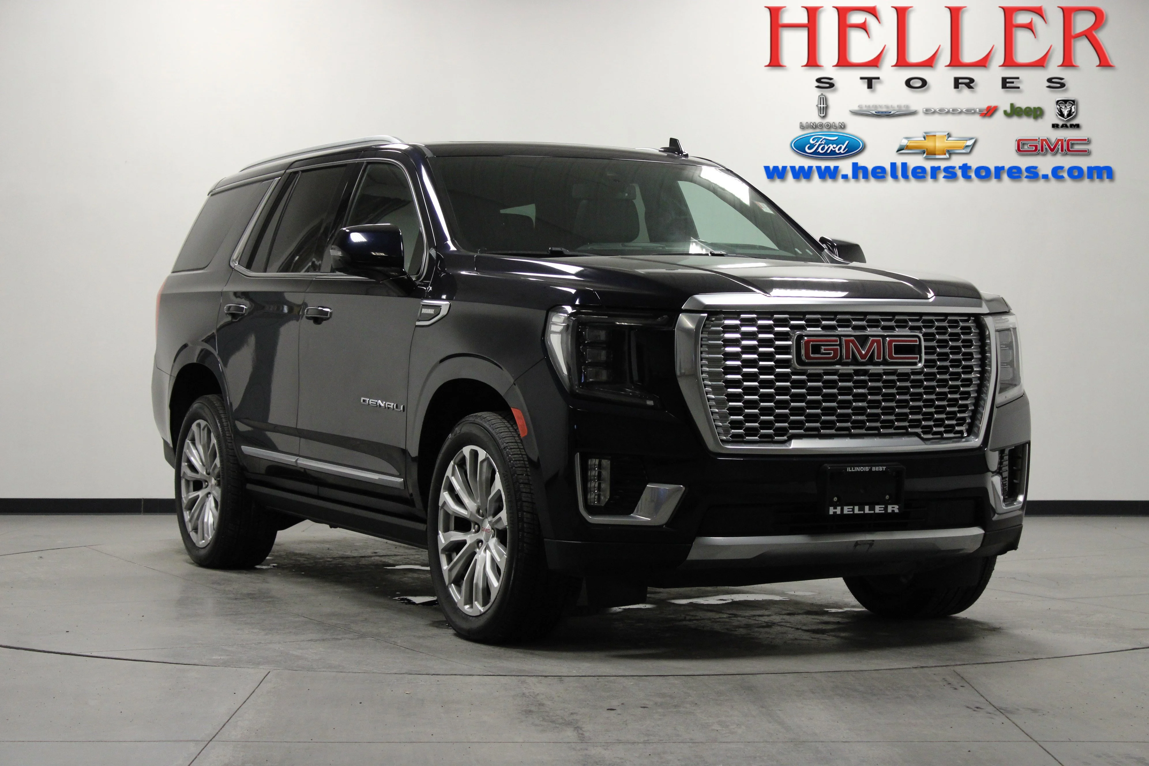 Used 2022 Midnight Blue Metallic GMC Denali image 1