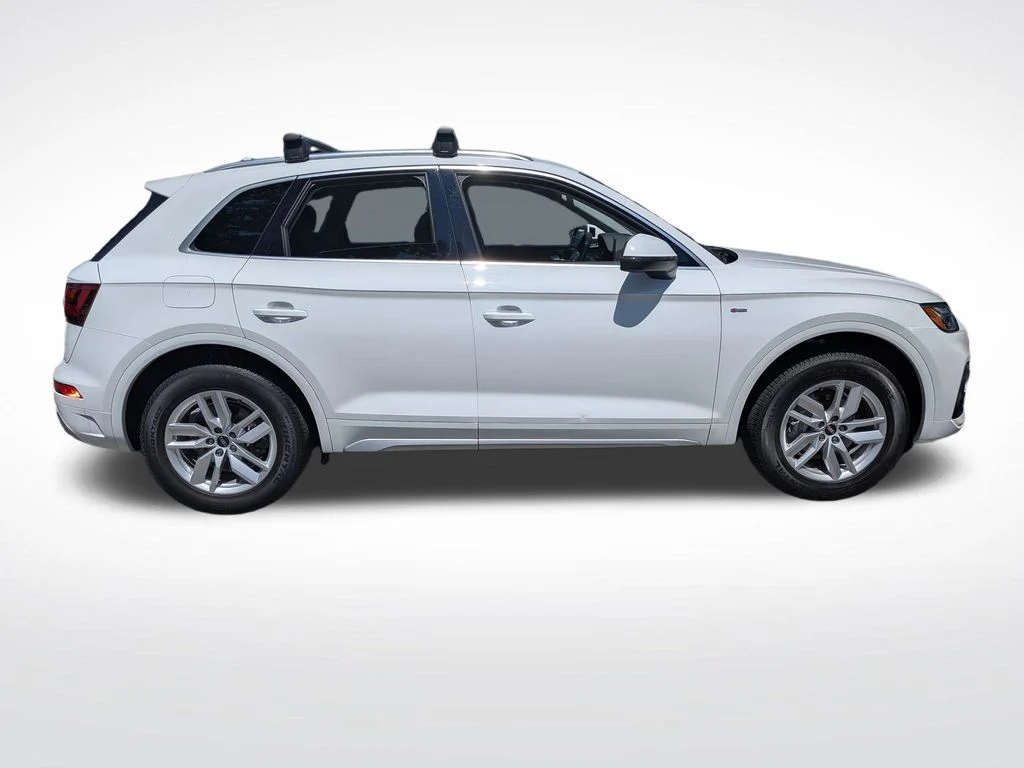 Used 2023 White Audi 45 S line Premium image 2