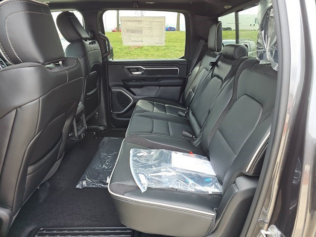 New 2026 Granite Crystal Metallic Clearcoat Ram Laramie image 13