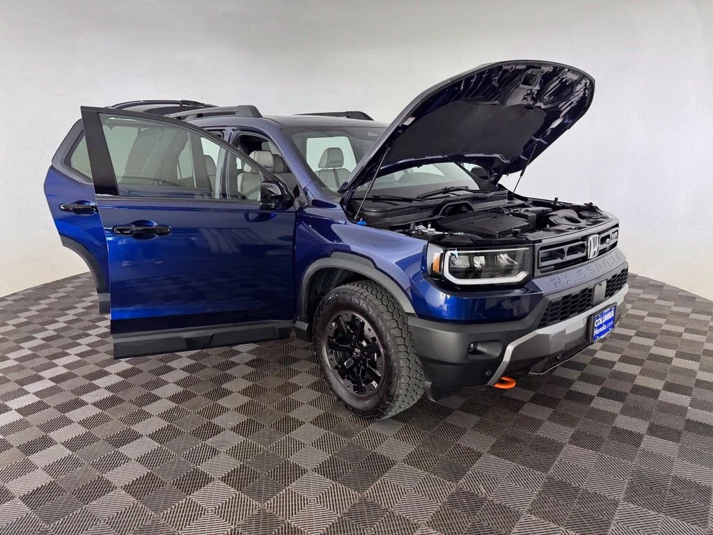 Used 2026 Blue Honda TrailSport Elite image 17